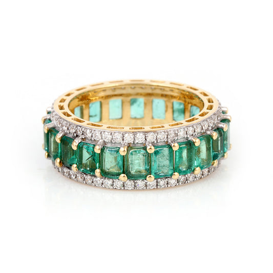 Crest of Green Emerald Ring